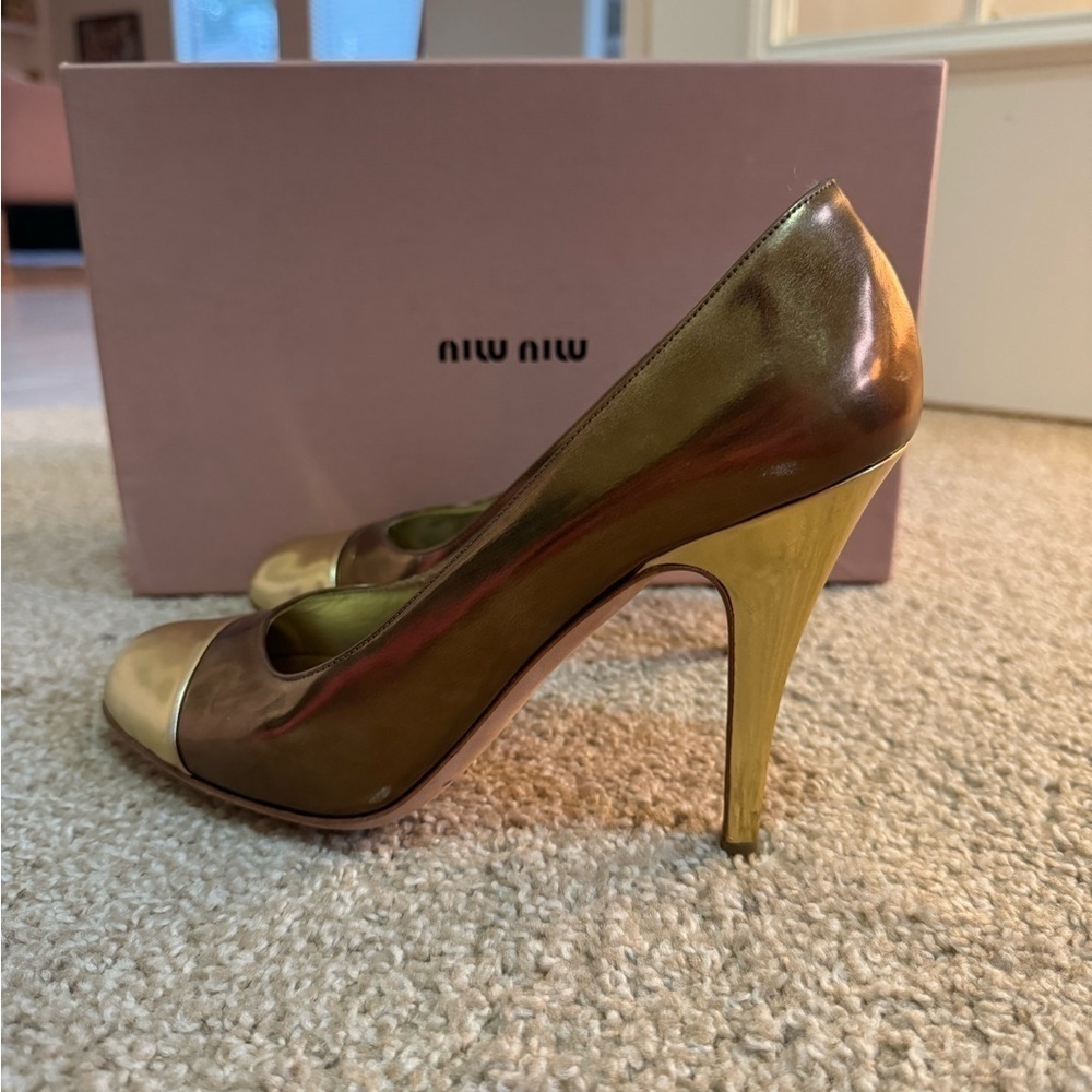 Miu Miu By Prada Metallic Colorblock Round Toe He… - image 4